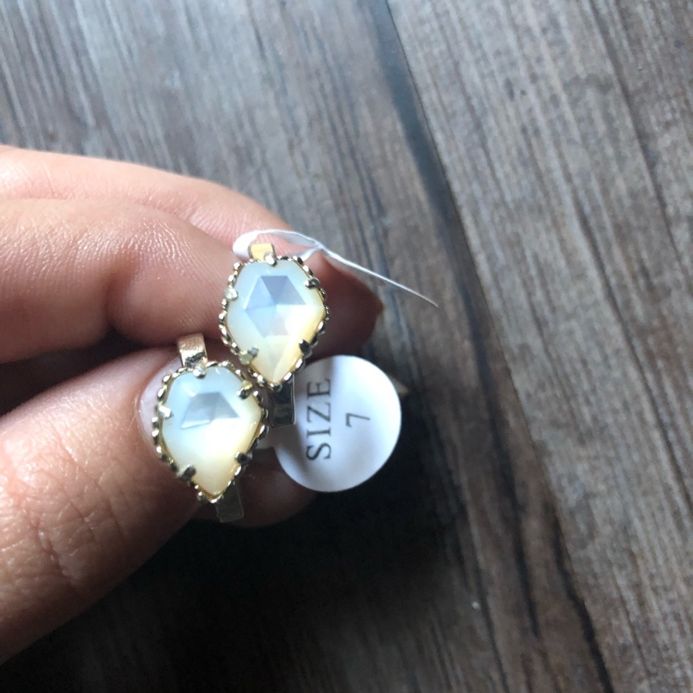 KENDRA SCOTT RINGS - Picture 2 of 5